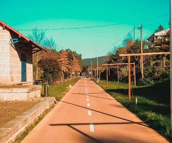 Estacao Ferroviaria De Lourido *